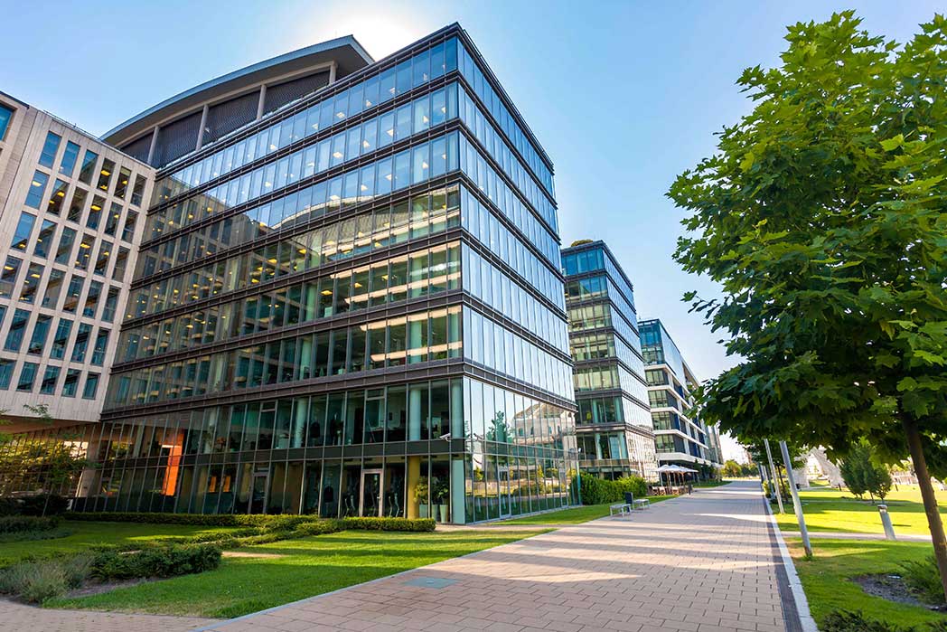 nykeil_davis_build_design_investors